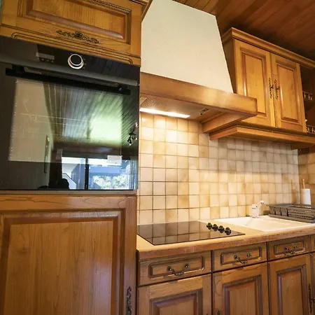 Appartement 5 Personnes Proche Télécabine, Animaux Admis - Fr-1-676-57